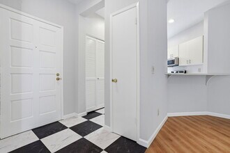 108 Shorebird Cir in Redwood City, CA - Building Photo - Building Photo