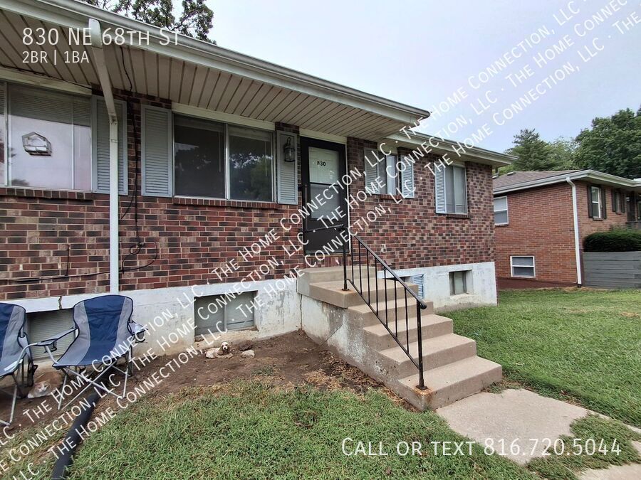 830 NE 68th St in Gladstone, MO - Building Photo