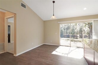 870 Vindale Rd in Tavares, FL - Building Photo - Building Photo