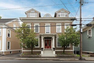 314 Islington St in Portsmouth, NH - Building Photo