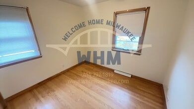 616 N 99th St in Wauwatosa, WI - Building Photo - Building Photo