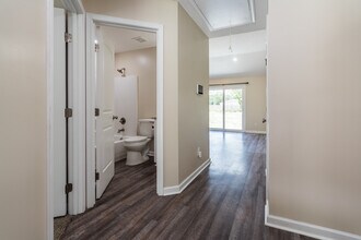 346 Whispering Pines Rd in Jesup, GA - Building Photo - Building Photo