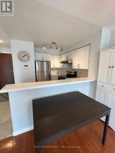 39-PH39 Oneida Crescent in Richmond Hill, ON - Building Photo - Building Photo