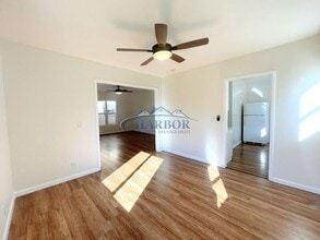 1016 N Serrano Ave in Los Angeles, CA - Building Photo - Building Photo