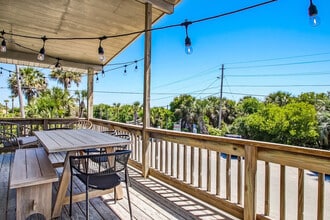 1 2nd Ave in Tybee Island, GA - Building Photo - Building Photo