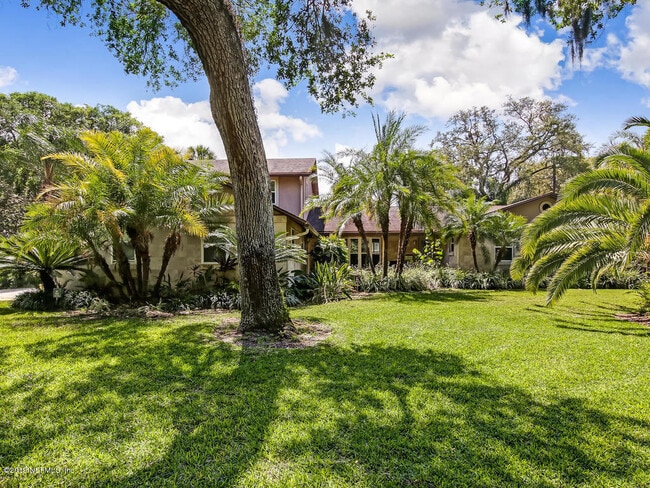 88 Oakwood Rd in Jacksonville Beach, FL - Building Photo - Building Photo