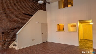 839 Main St in Torrington, CT - Building Photo - Building Photo