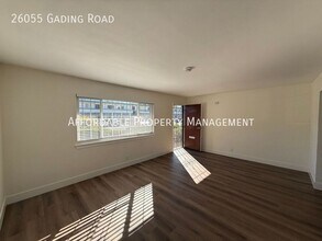 26055 Gading Rd in Hayward, CA - Building Photo - Building Photo