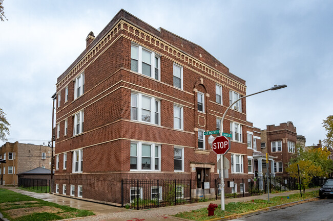 1500 N Hamlin Ave in Chicago, IL - Building Photo - Building Photo