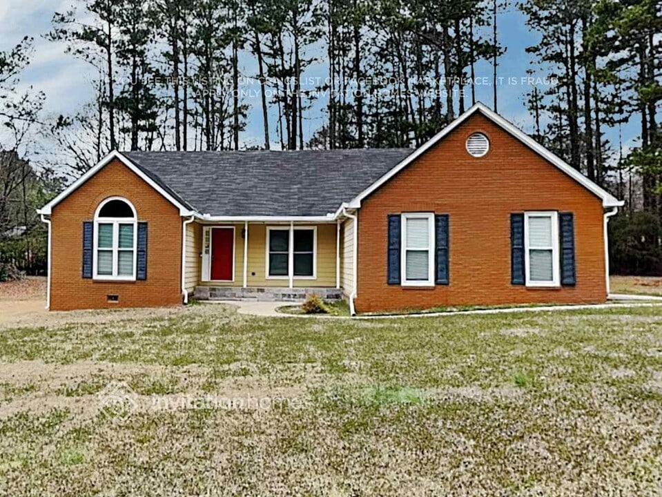 100 Bloomfield Dr, Unit 2 in Stockbridge, GA - Building Photo