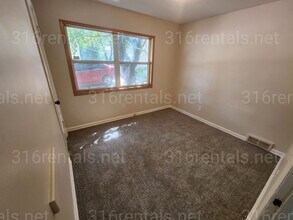 2615 Audrey St in Wichita, KS - Building Photo - Building Photo
