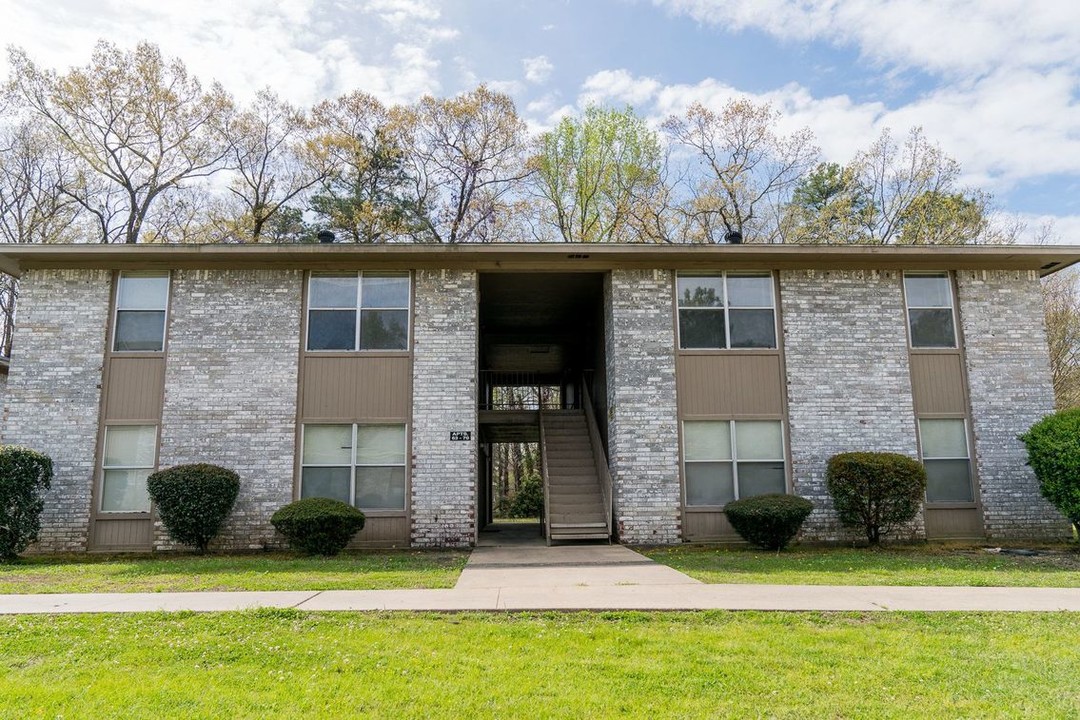 Bentwood Terrace Apartments I & II in Monroe, LA - Building Photo