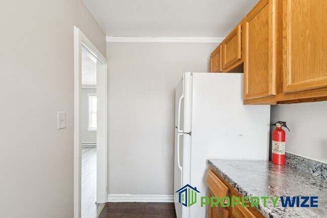 811 Stoll St in Baltimore, MD - Building Photo - Building Photo