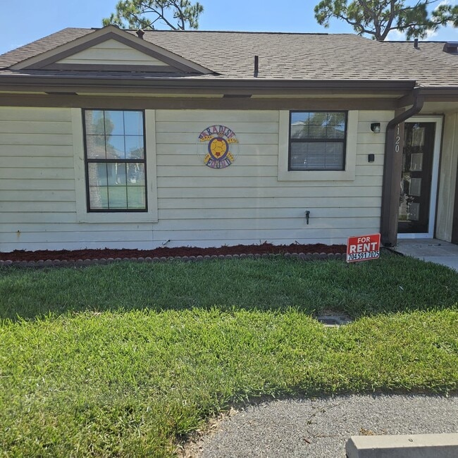 property at 1120 Fairvilla Dr