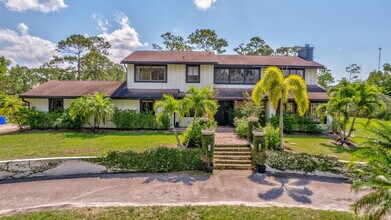 5446 Reynolds Rd in Wellington, FL - Building Photo - Building Photo