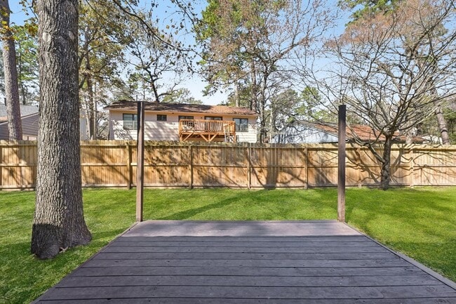 property at 14 Fiddleleaf Ct