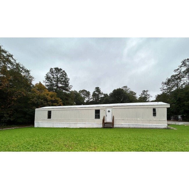 property at 4502 E Old Marion Hwy