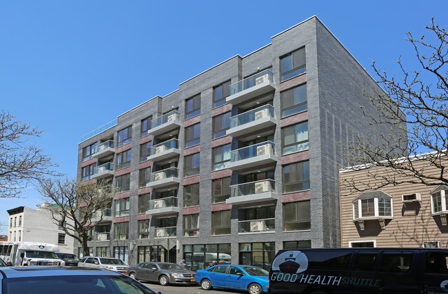 River Bridge Tower in Long Island City, NY - Foto de edificio - Building Photo