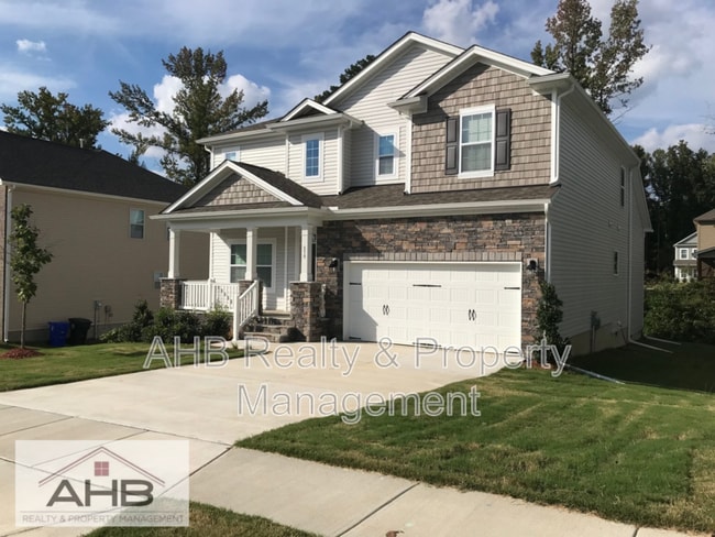 property at 850 Longleaf Pine Pl