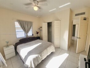 7941 NW 14th Pl in Miami, FL - Building Photo - Building Photo
