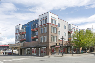 Metropolitan Place Apartments in Renton, WA - Foto de edificio - Building Photo