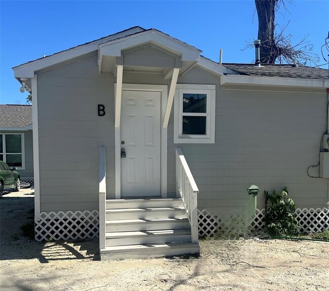 3402 Chickering St in Houston, TX - Building Photo - Building Photo