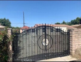 12964 Roswell Ave in Chino, CA - Building Photo