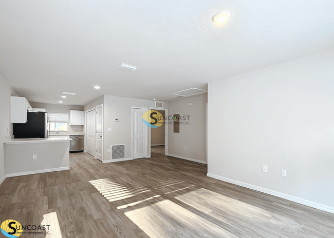 9013 N Travis Dr in Citrus Springs, FL - Building Photo - Building Photo