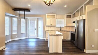 1722 Pear Tree Ct in Andover, KS - Building Photo - Building Photo