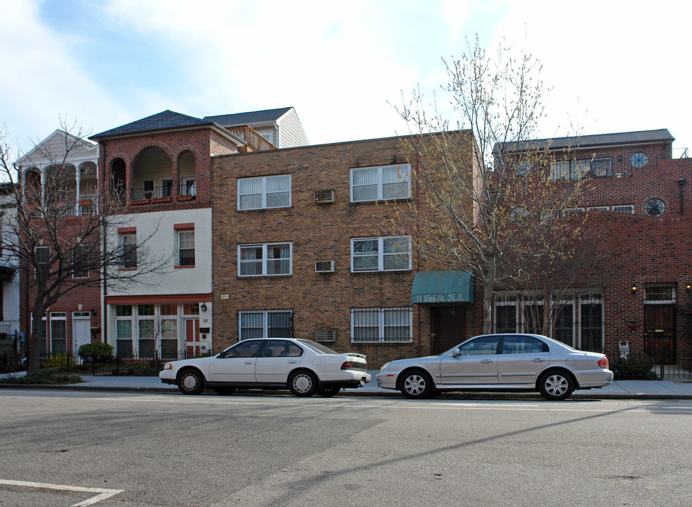 11 15th St NE in Washington, DC - Foto de edificio