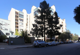 Telegraph Landing Condos in San Francisco, CA - Building Photo - Building Photo