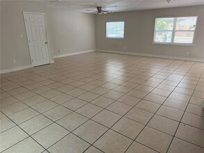 4609 Marbello Blvd in Orlando, FL - Building Photo - Building Photo