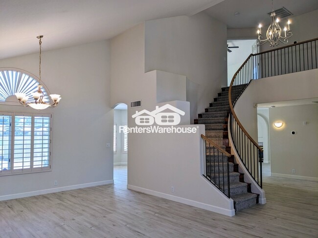 6340 W Tonopah Dr in Glendale, AZ - Building Photo - Building Photo