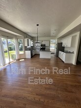 9820 Deep Creek Dr in Cedar Hills, UT - Building Photo - Building Photo