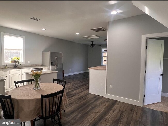 8449 Stevens Rd in Owings, MD - Building Photo - Building Photo