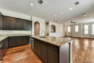 4111 Rawlins St in Dallas, TX - Building Photo