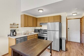 10000 Ryan Gulch Rd in Silverthorne, CO - Building Photo - Building Photo