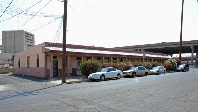 602-616 Dallas St in El Paso, TX - Building Photo - Building Photo