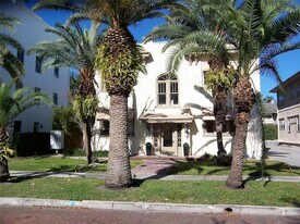 613 E Ridgewood St, Unit 7 in Orlando, FL - Building Photo