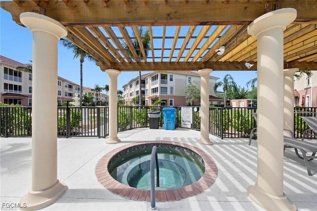 property at 1141 Van Loon Commons Cir