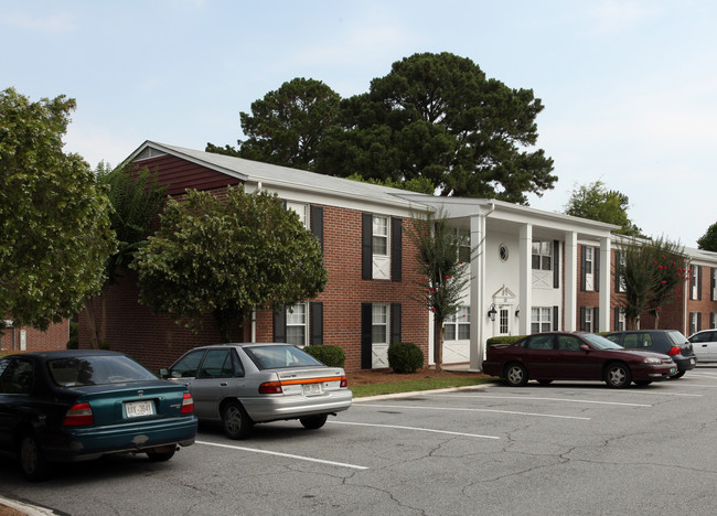 Carriage House in Savannah, GA - Building Photo - Building Photo