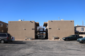 Tennessee Street in Albuquerque, NM - Building Photo - Building Photo