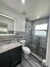 1400 N Park Rd in Hollywood, FL - Building Photo - Building Photo