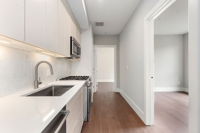 property at 3193 Washington St