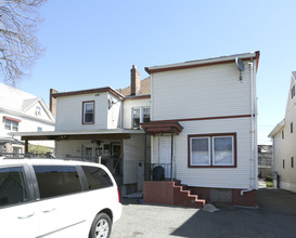 355 S Broad St in Elizabeth, NJ - Building Photo - Building Photo