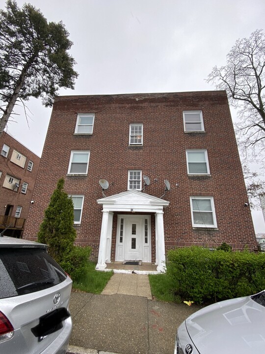 32 Oxford St in Worcester, MA - Building Photo