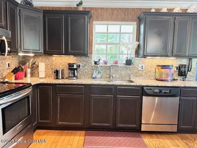 133 Delvalle St in Melbourne Beach, FL - Building Photo - Building Photo