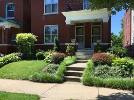 3016 Victor St, Unit 2ndf in St. Louis, MO - Building Photo