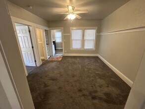 647 Eddy Rd in Cleveland, OH - Building Photo - Building Photo