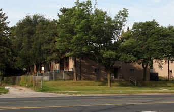 Albion Shendale in Toronto, ON - Building Photo - Building Photo